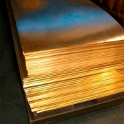 Лист бронзовый (плита) 48-21-779-85. Бронза бра9мц2л; брамцл 9-2. Размер 1,8